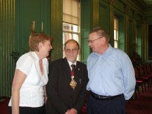 Ann and Mick couldn't resist a photograph with The Lord Mayor especially as they thought their next door neighbour had a twin brother.